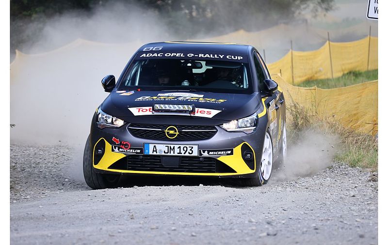Schneller Stromer: Opel Corsa-e Rally mit elektrisierender Debütsaison